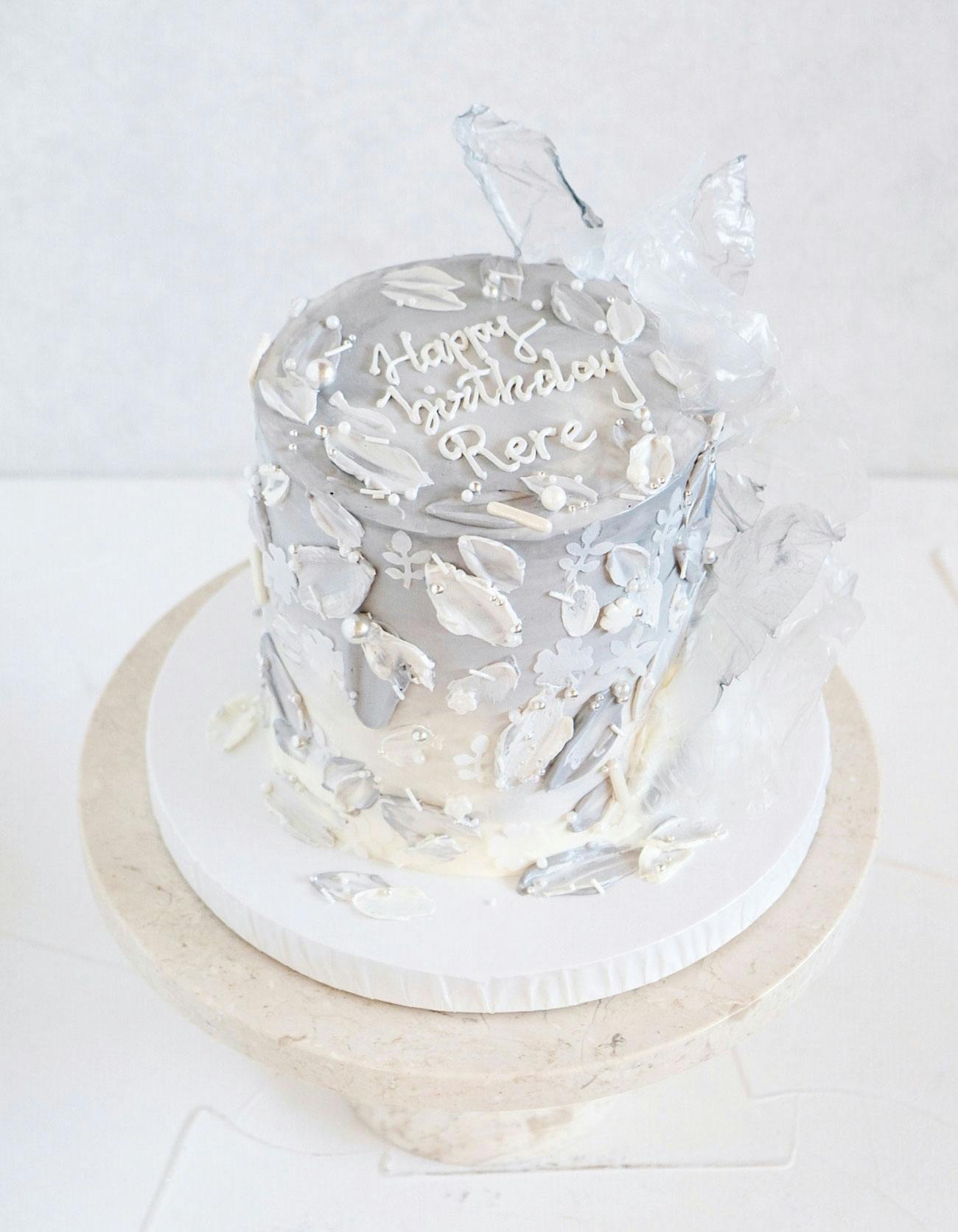 beautiful contemporary cake design