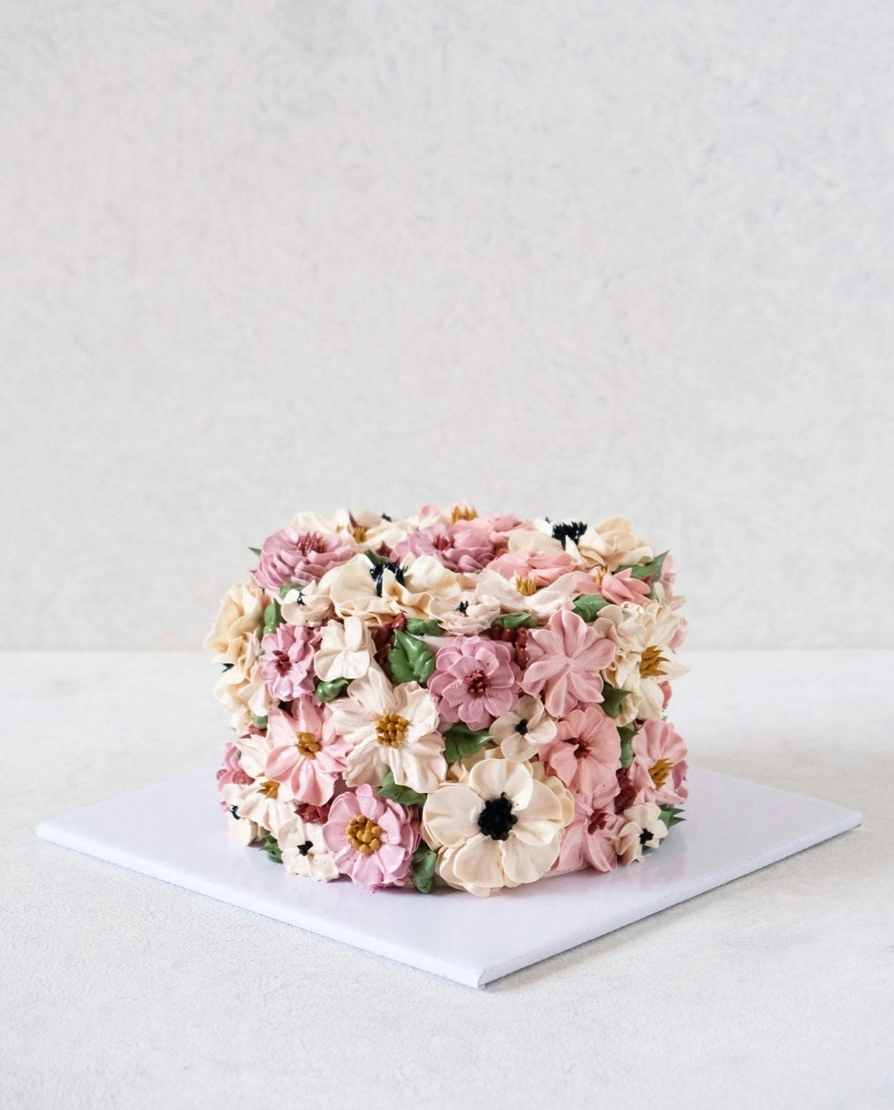 celebration cakes in Bali