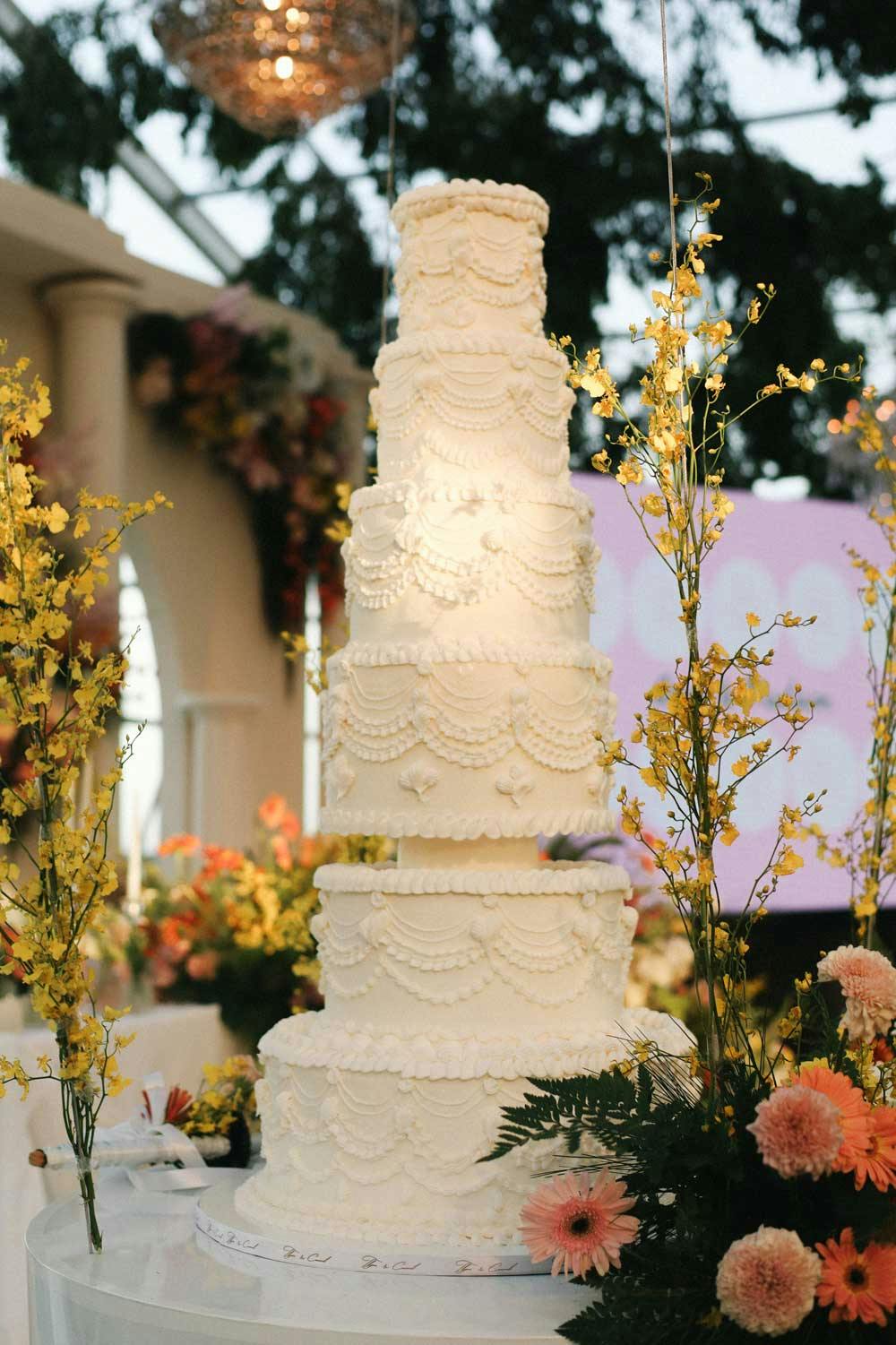 wedding cake