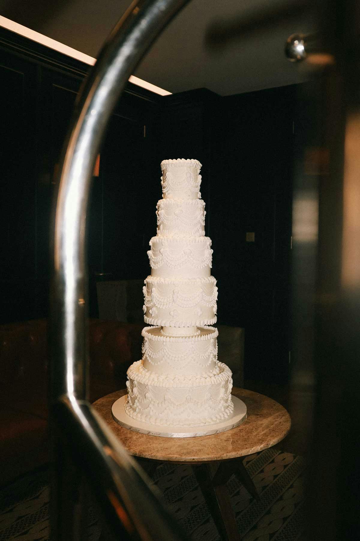 beautiful, elegant white wedding cake