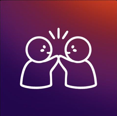 bonhommes qui se tapent dans la main - réseau Tibria