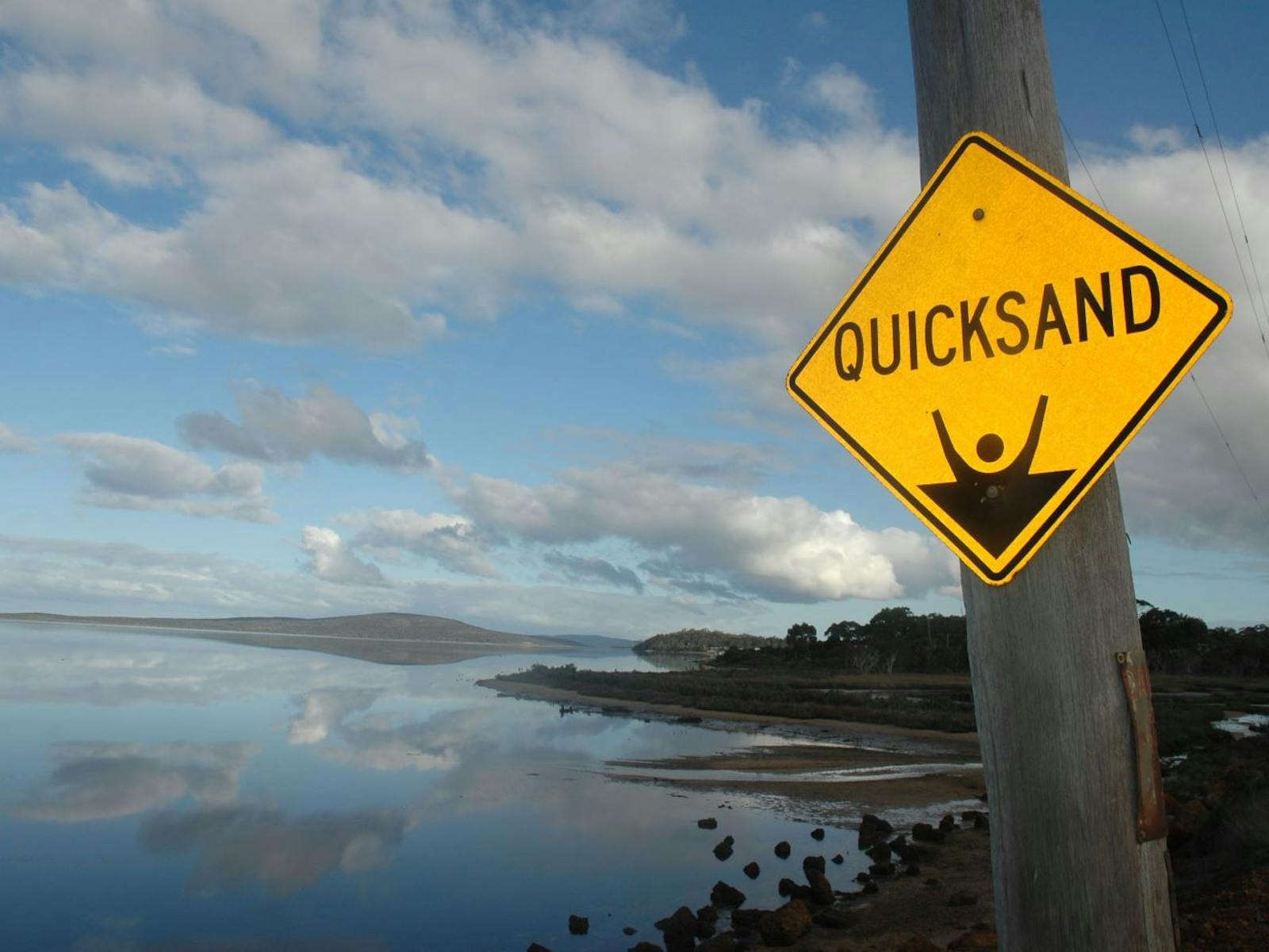 What is quicksand and what to do if you get stuck