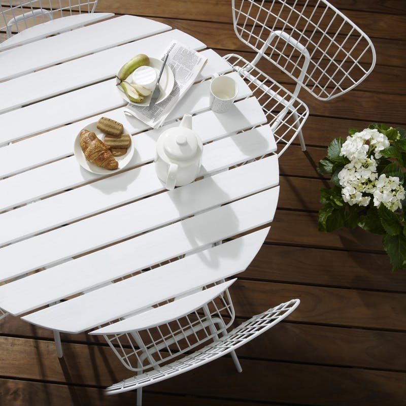 Restore your garden table | Final Image | Tikkurila