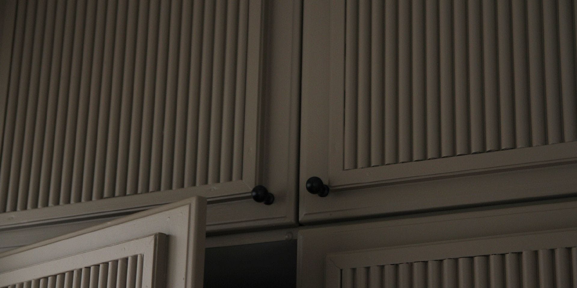 How to update storage cabinets without replacing them | Wrapper lmage | Tikkurila