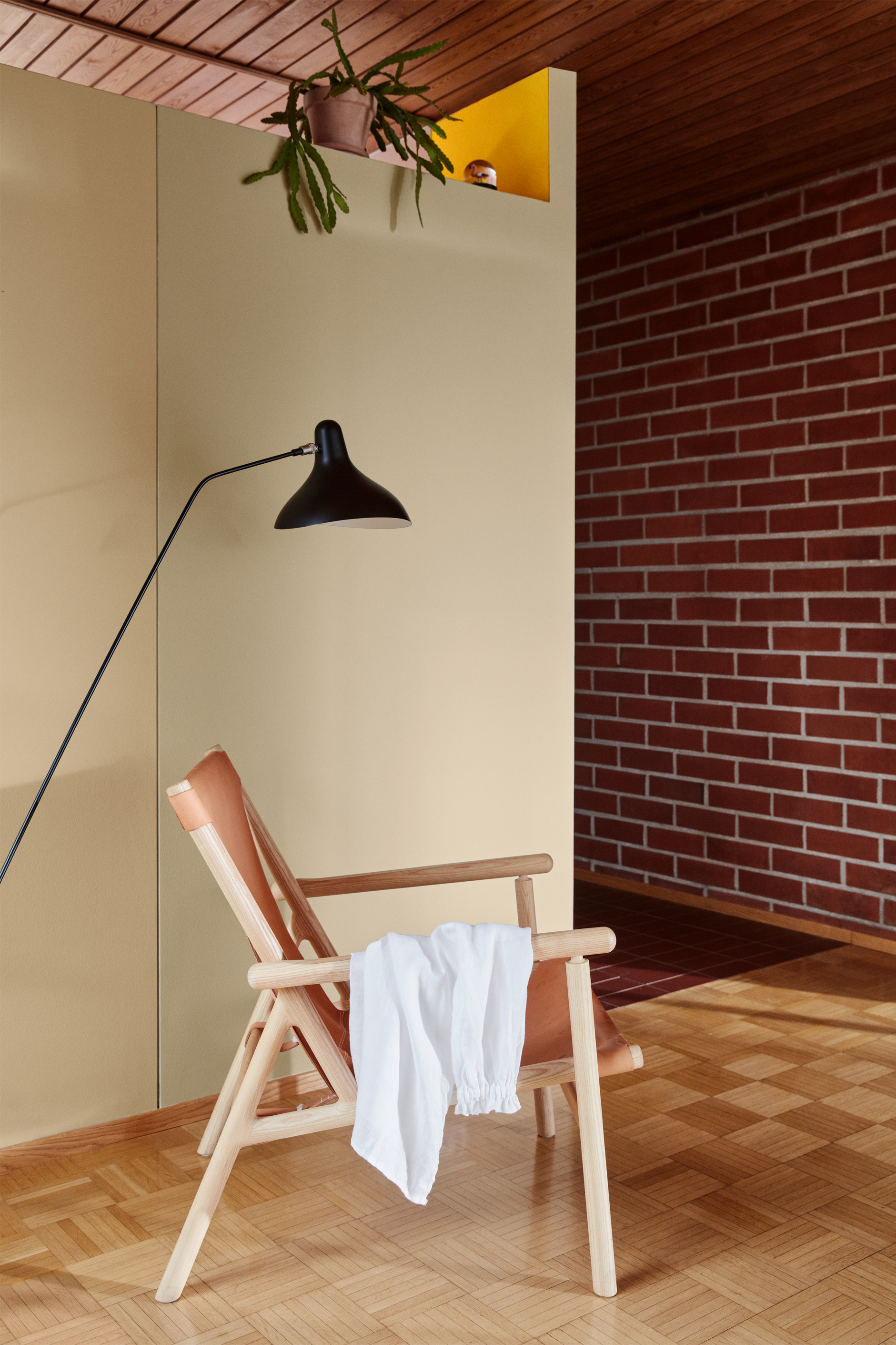 Living room painted with Tikkurila's Straw H456