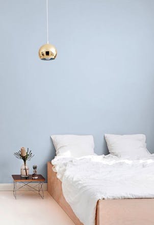 Bedroom painted in tvt g351