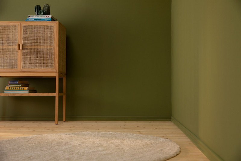 Wall painted with our dark green Arbour S451
