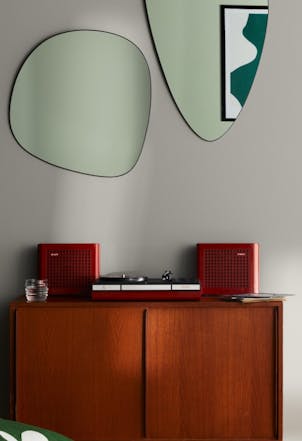 living room wall painted with our Ahe M497 greige paint