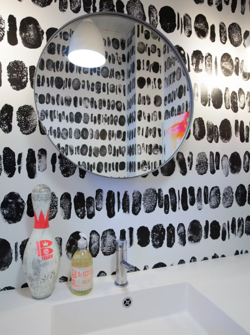 Monochromatic bathroom with mirror