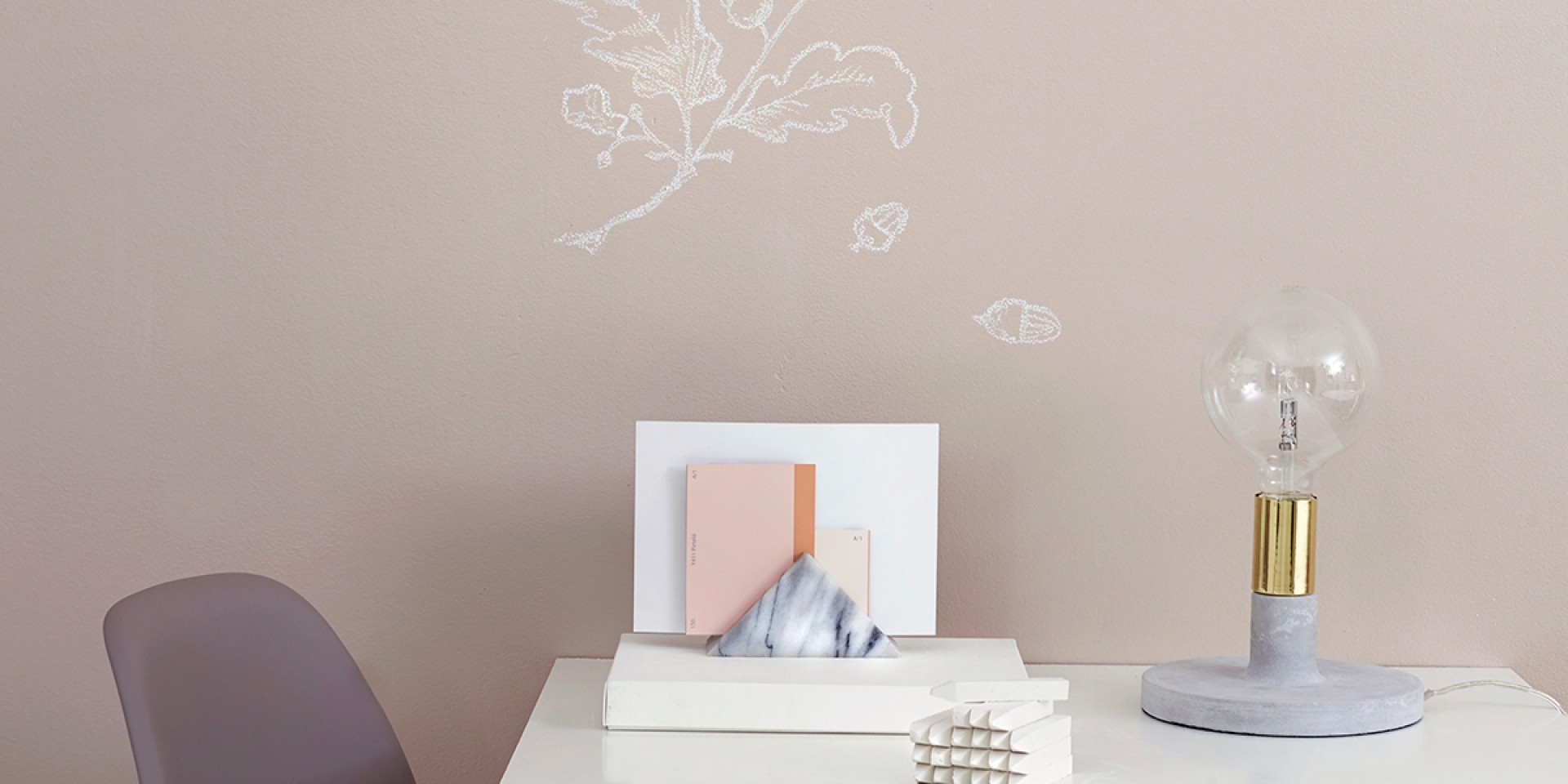 Home office ideas: Paint your own DIY chalkboard wall   | Thumbnail | Tikkurila 