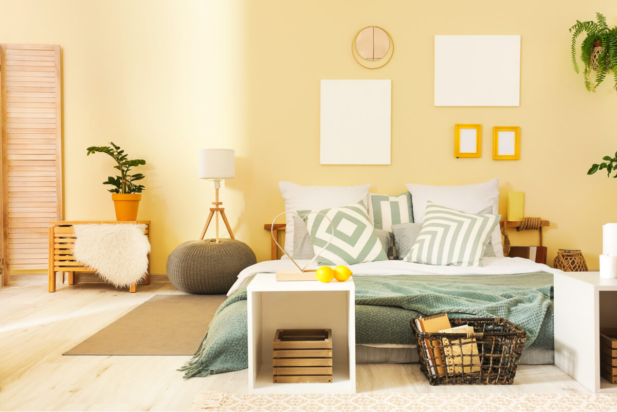 Yellow Bedroom Paint Inspiration
