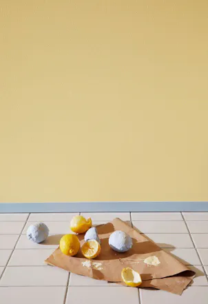 yellow bedroom wall