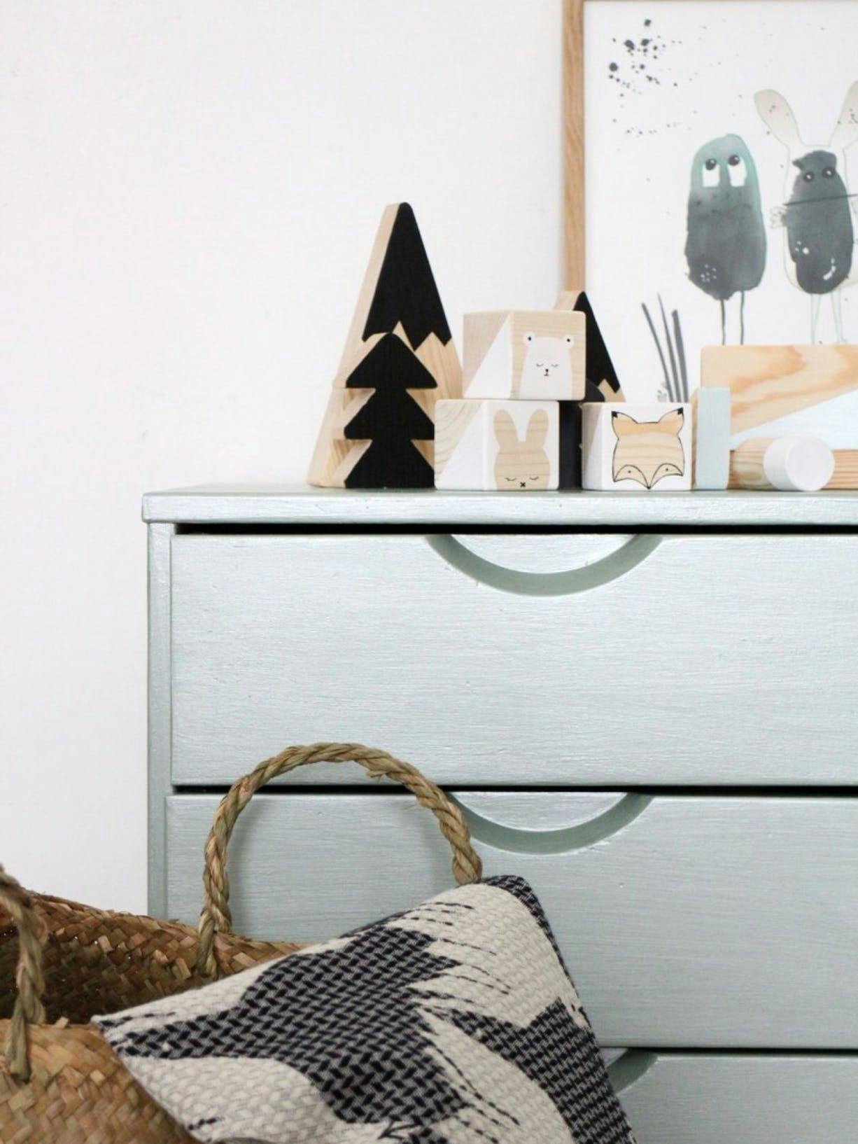 metallic blue shimmer paint on cupboards