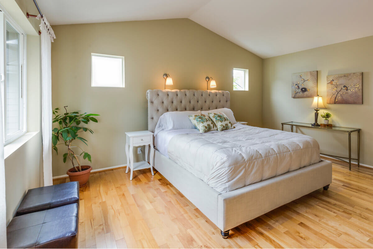 Calming green bedroom walls