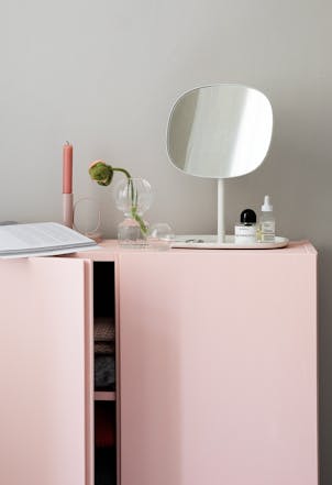 light bubblegum pink