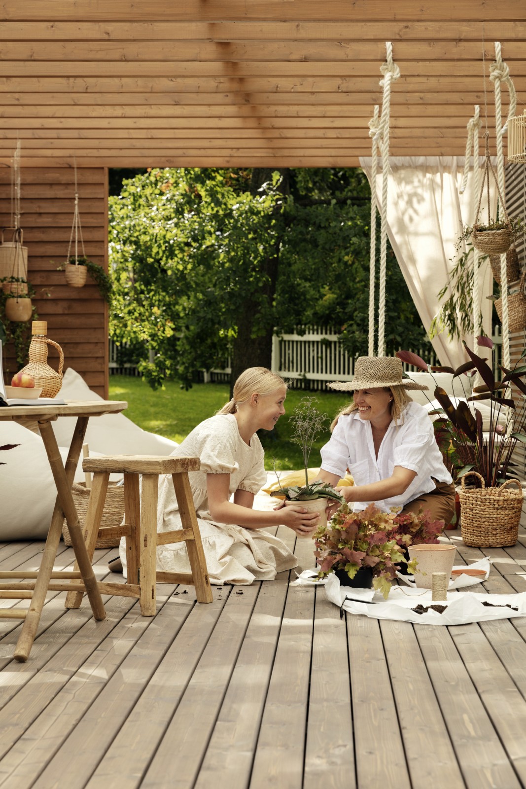 Painting Decking How To Paint Decking Easily Tikkurila