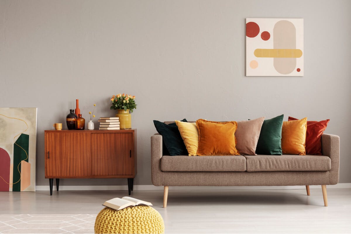 Best Colours for a Small Living Room