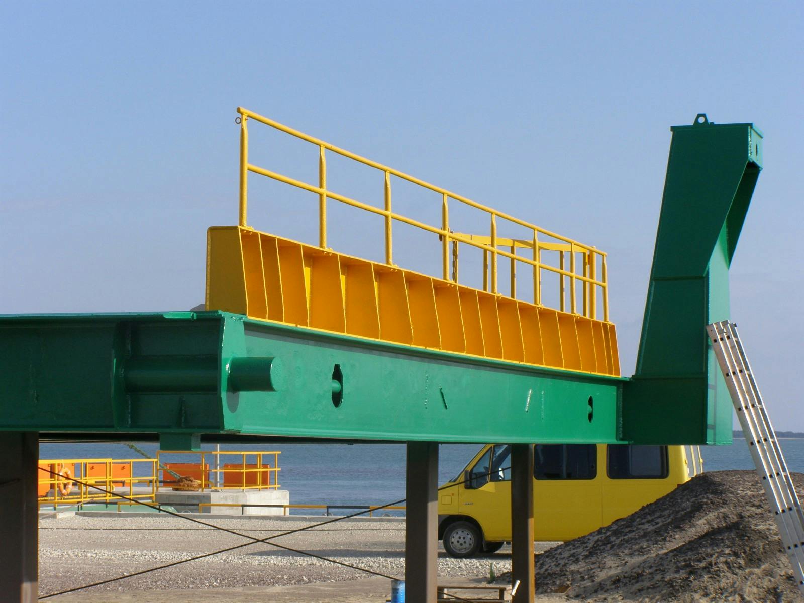 Harbour & Marine Infrastructure left Image