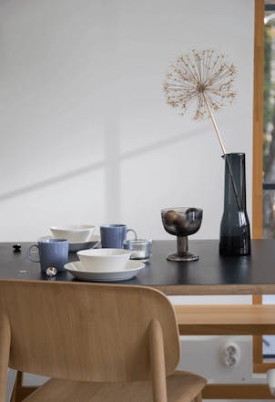 Calla G503 dining room wall