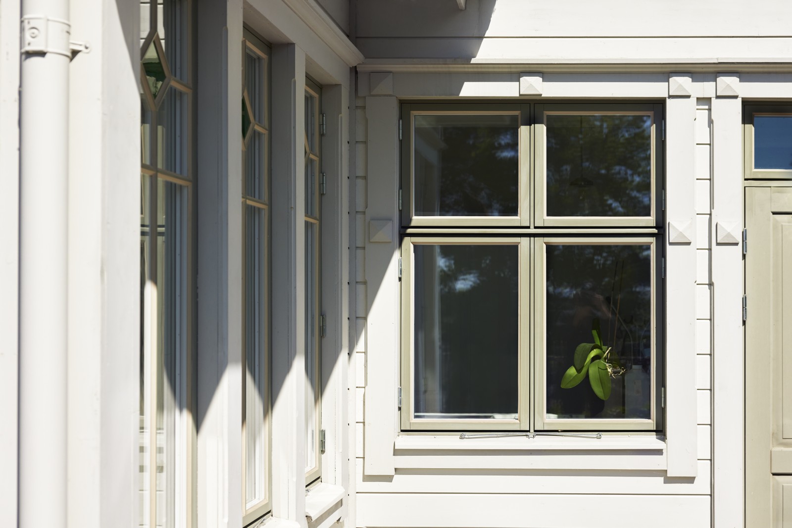 Windows painted with Tikkurila UPVC paint