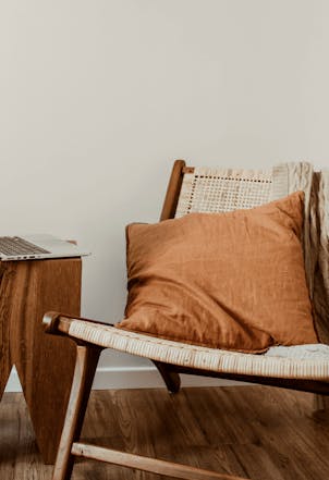 Wall painted with Canvas G485