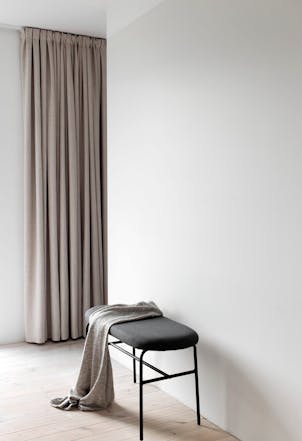 Feather F487 modern wall