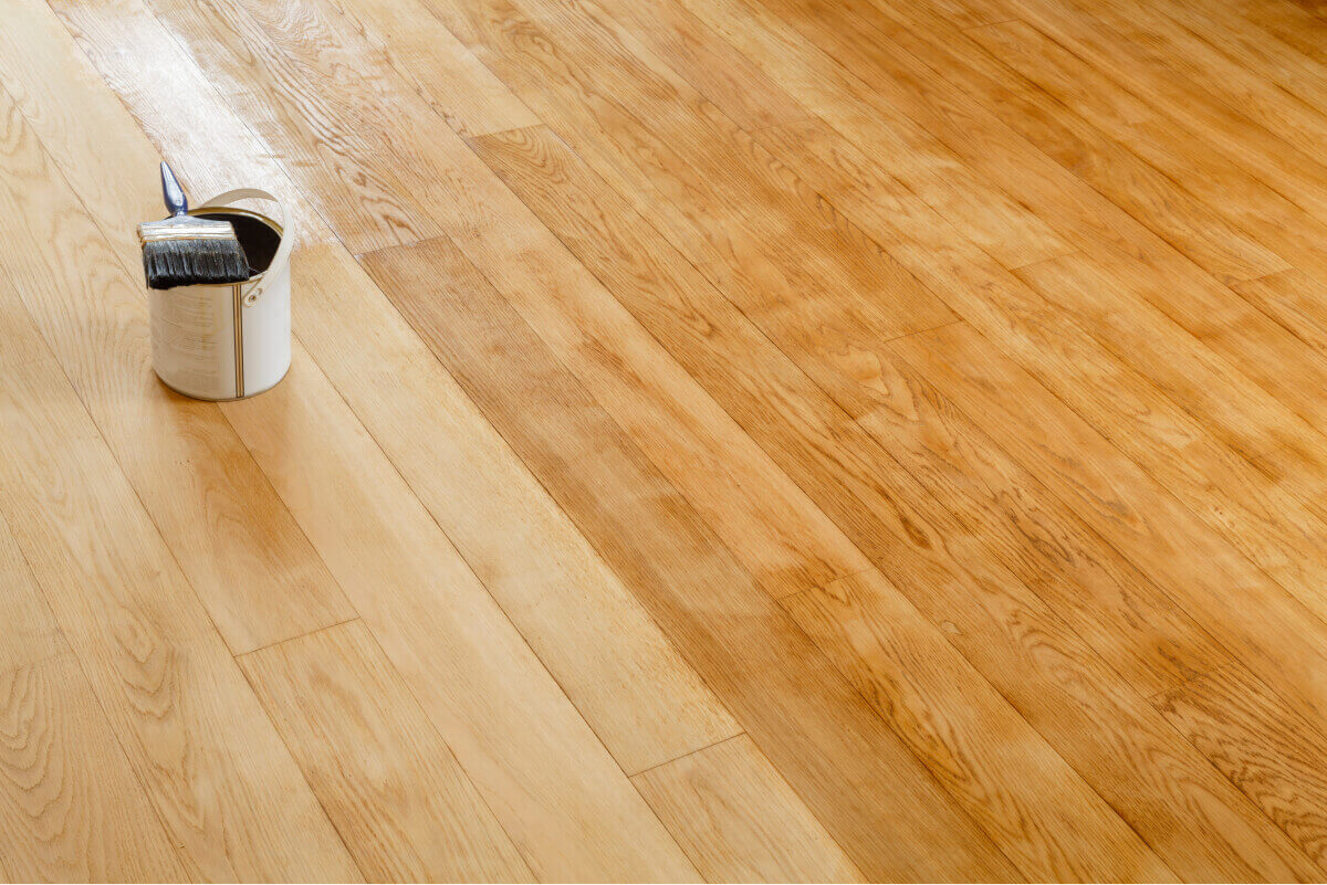 How to Paint a Wooden Floor