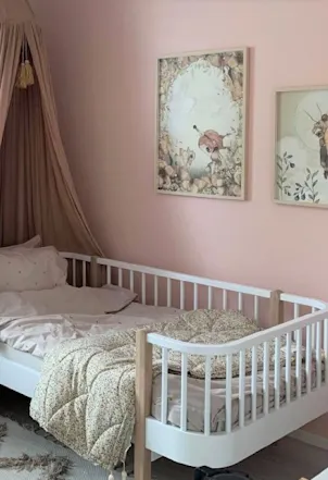 pink bedroom wall