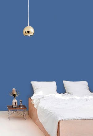 Bedroom painted in Tvt N355