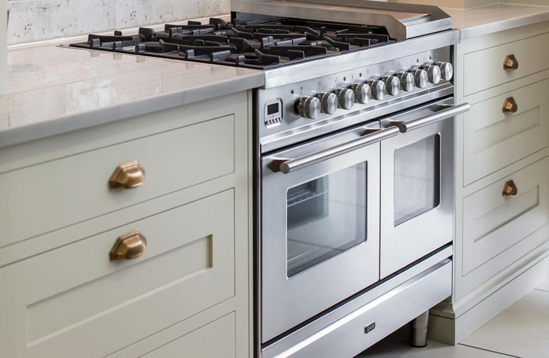What Colour Goes with Cream Kitchen Units? 
