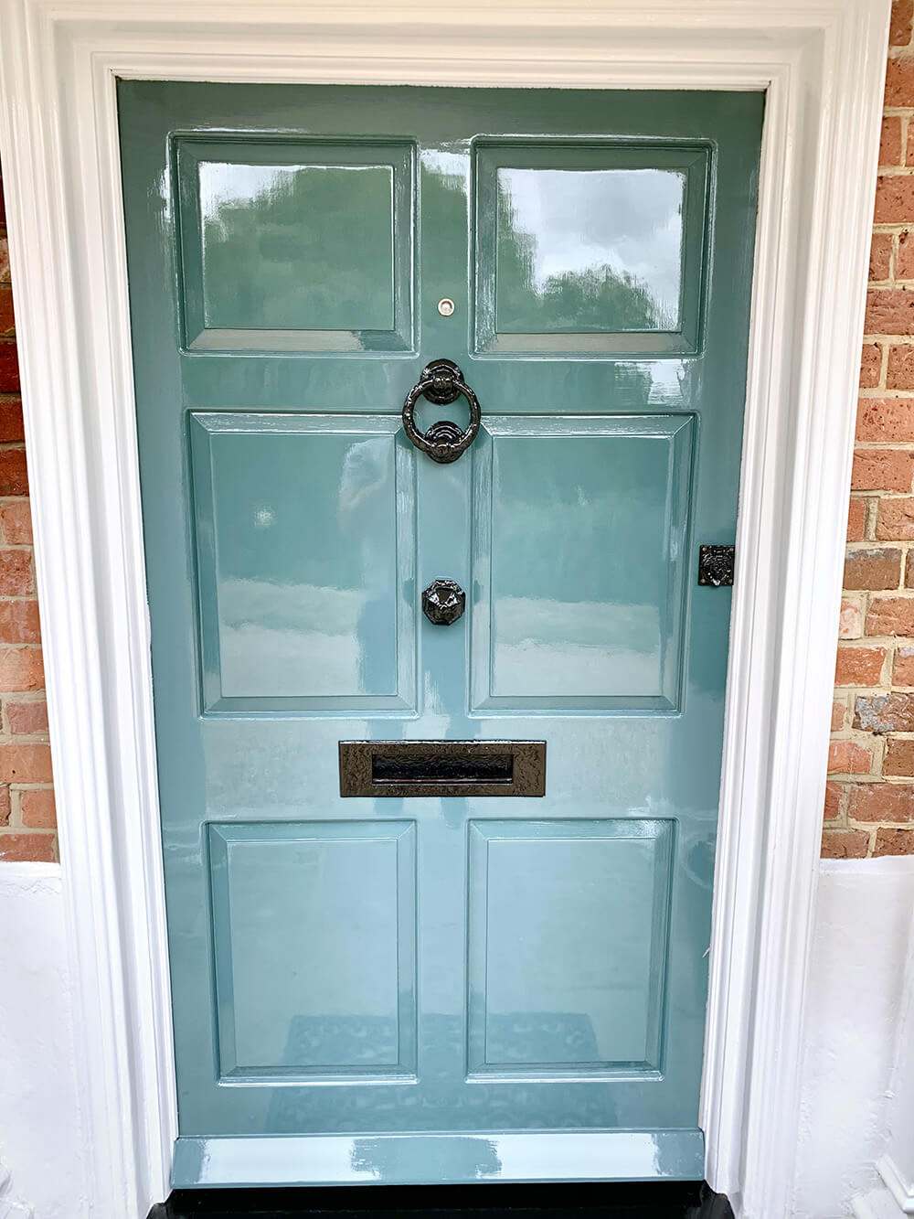 High Gloss Front Door Professional Case Study Tikkurila