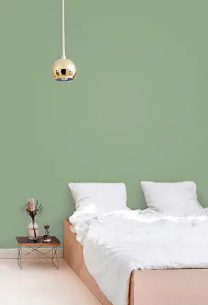 lively green hue