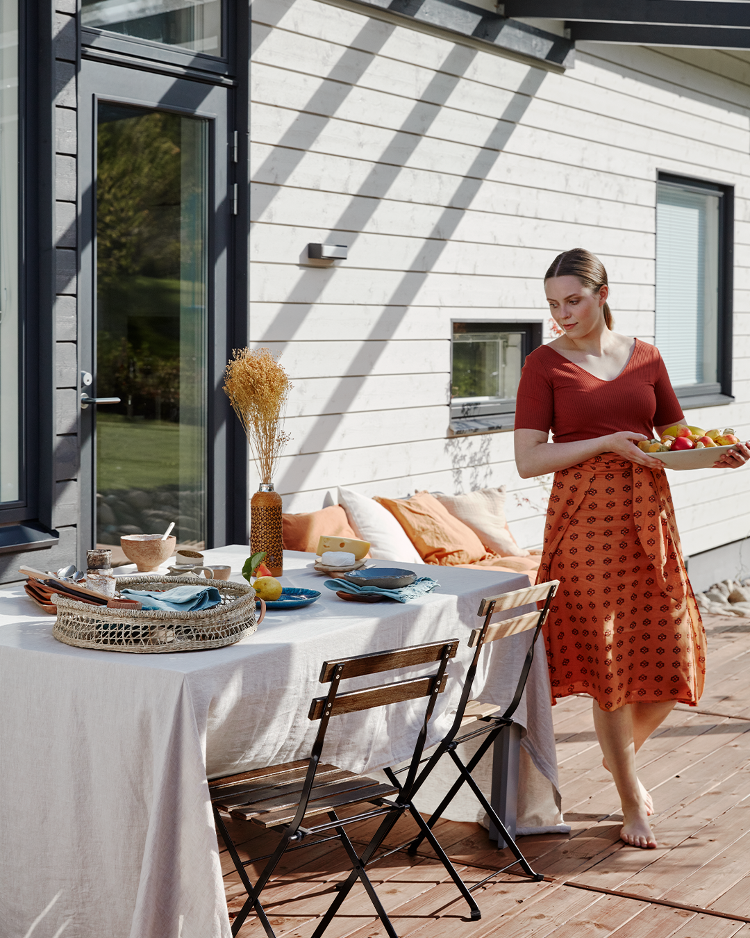 Painting Decking How To Paint Decking Easily Tikkurila