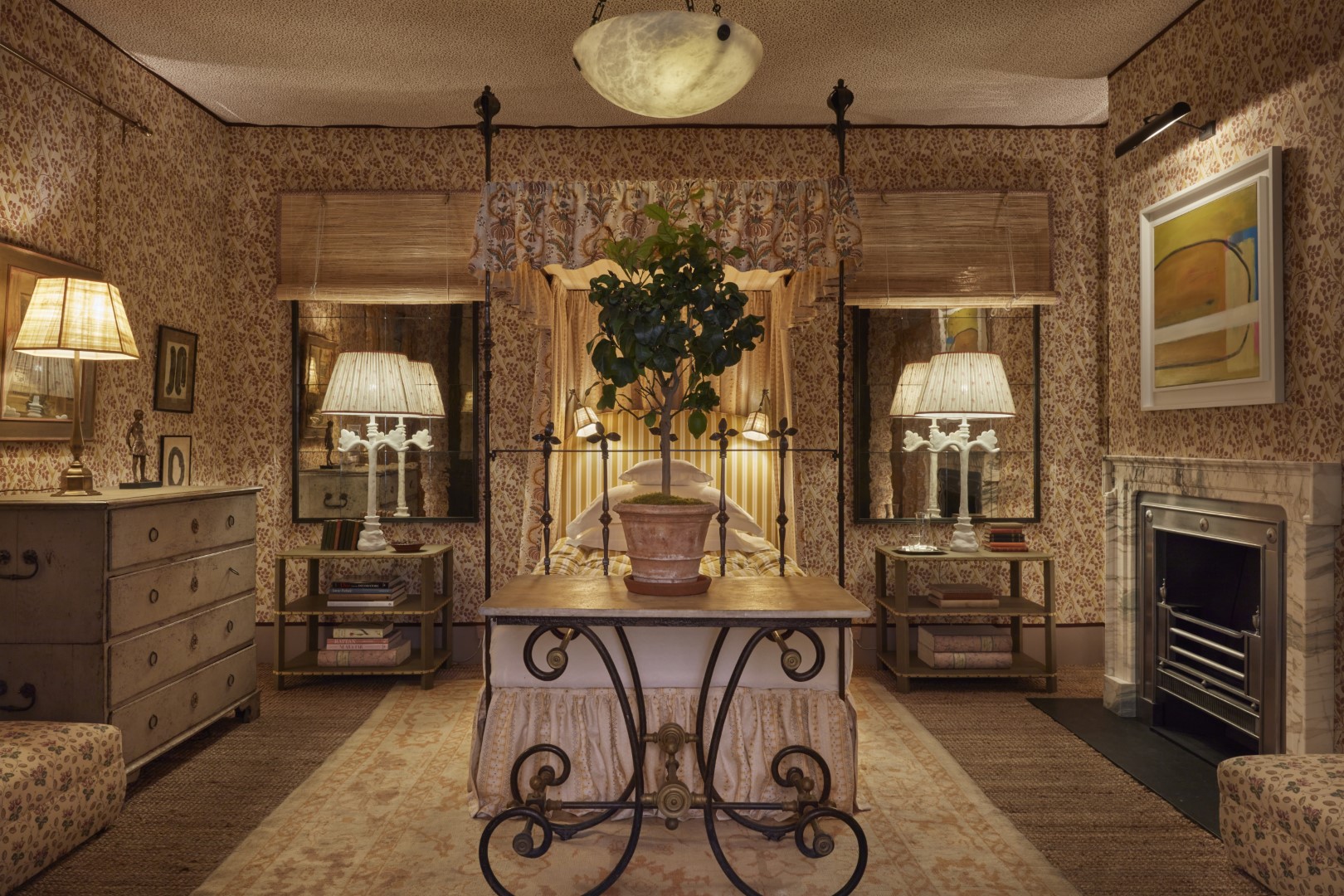 Tissus d'Helene Bedroom by Joanna Plant