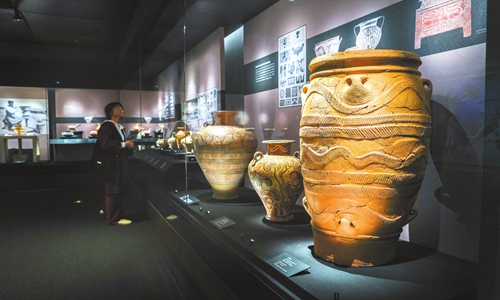 Beijing's Palace Museum stages Minoan civilization exhibition