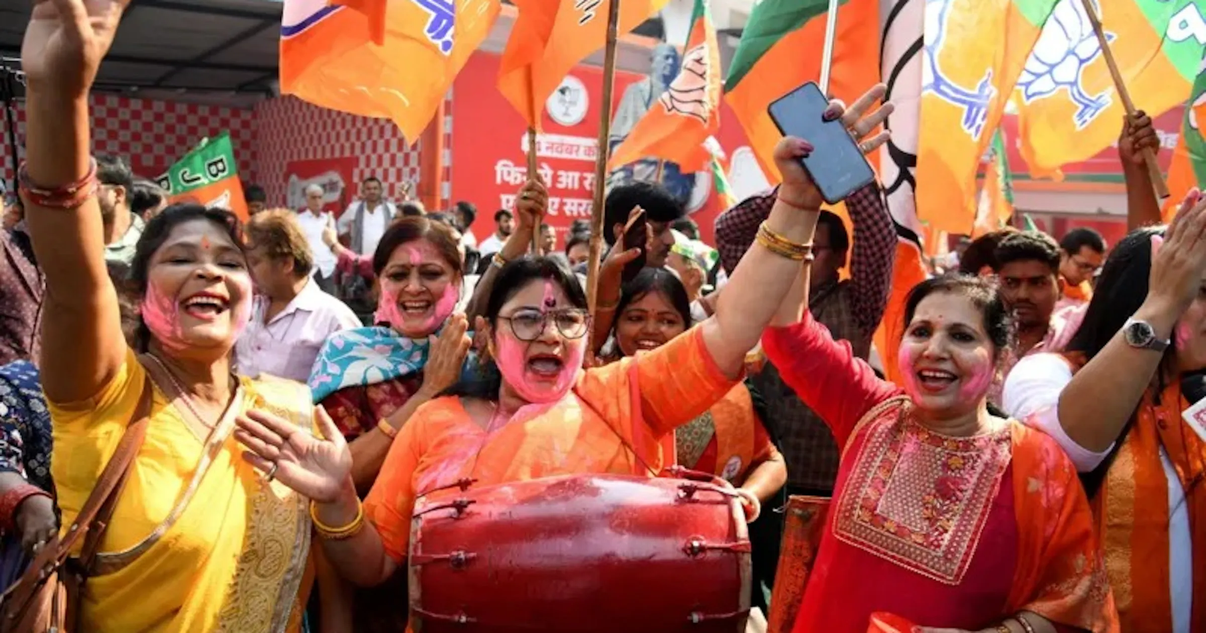 Modi's alliance heads for decisive win in Indian state election
