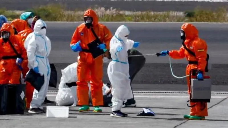 Spain starts evacuating virus-hit cruise ship in Tenerife