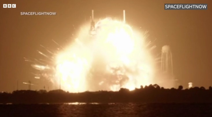Exploding rocket casts doubts over Nasa's Moon plans