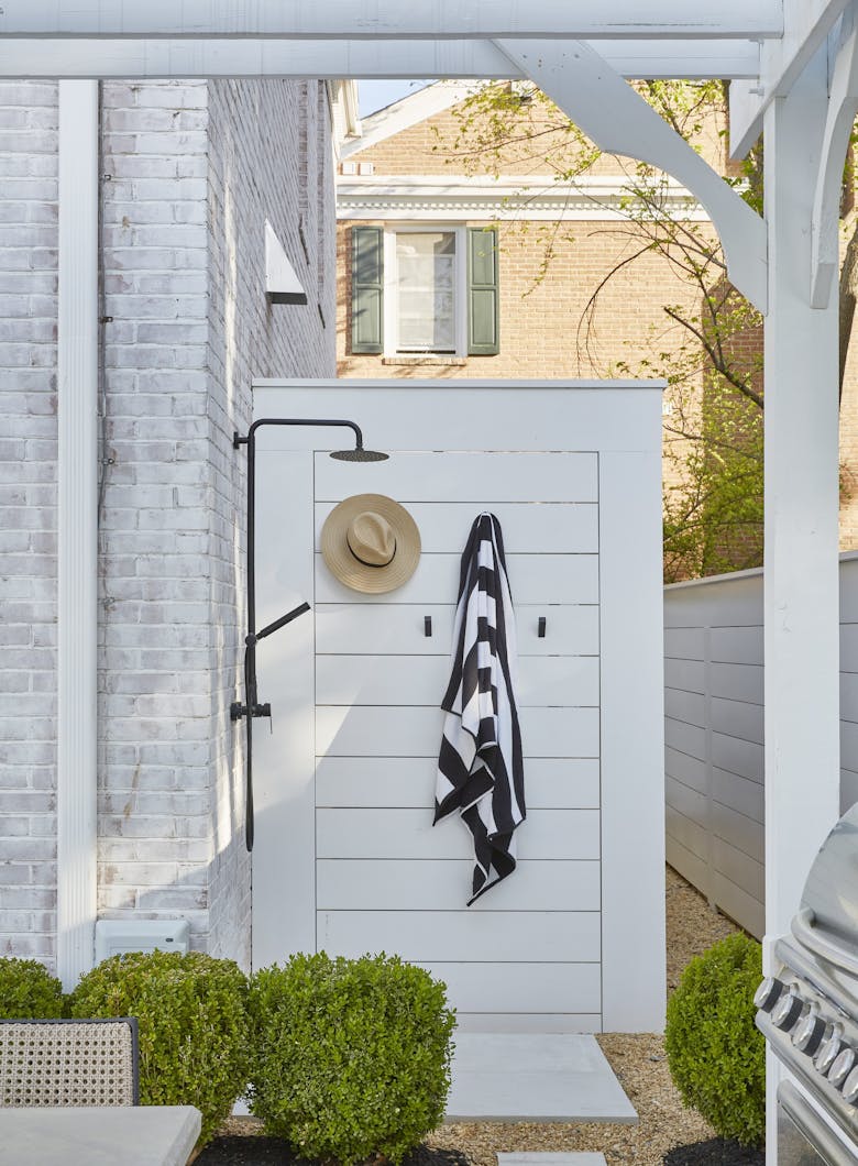 Tina-Ramchandani-Interior-Design-Georgetown-Outdoor-Shower
