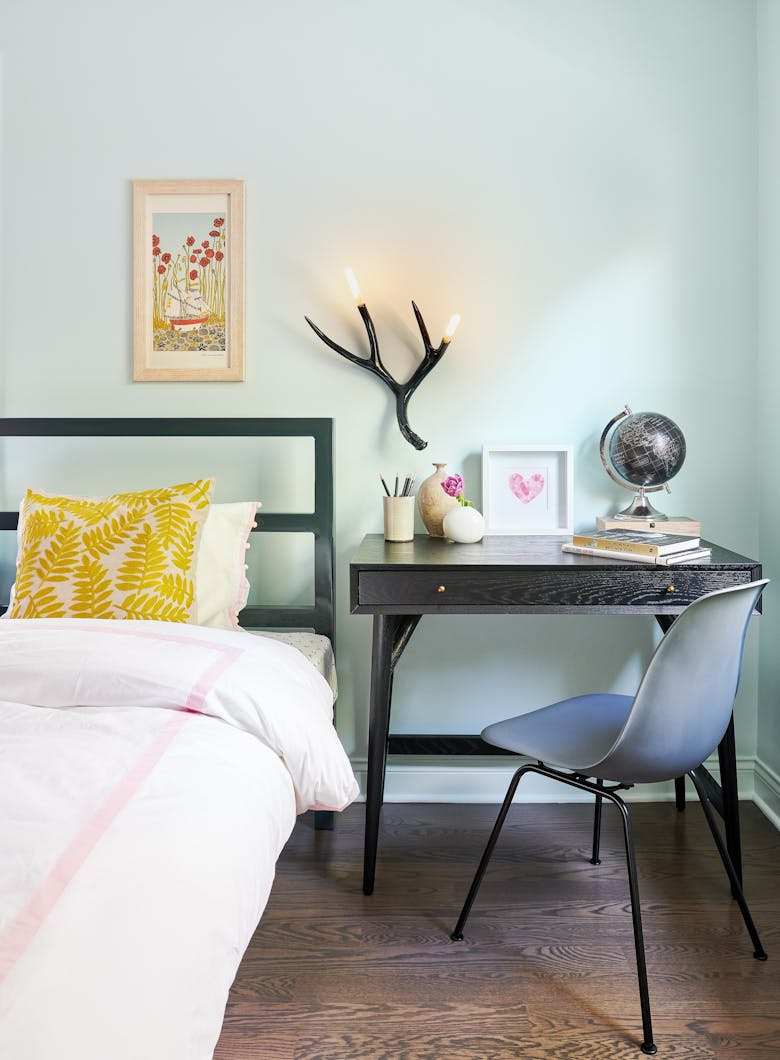 Tina-Ramchandani-Interior-Design-Millington-Third-Bedroom-Desk