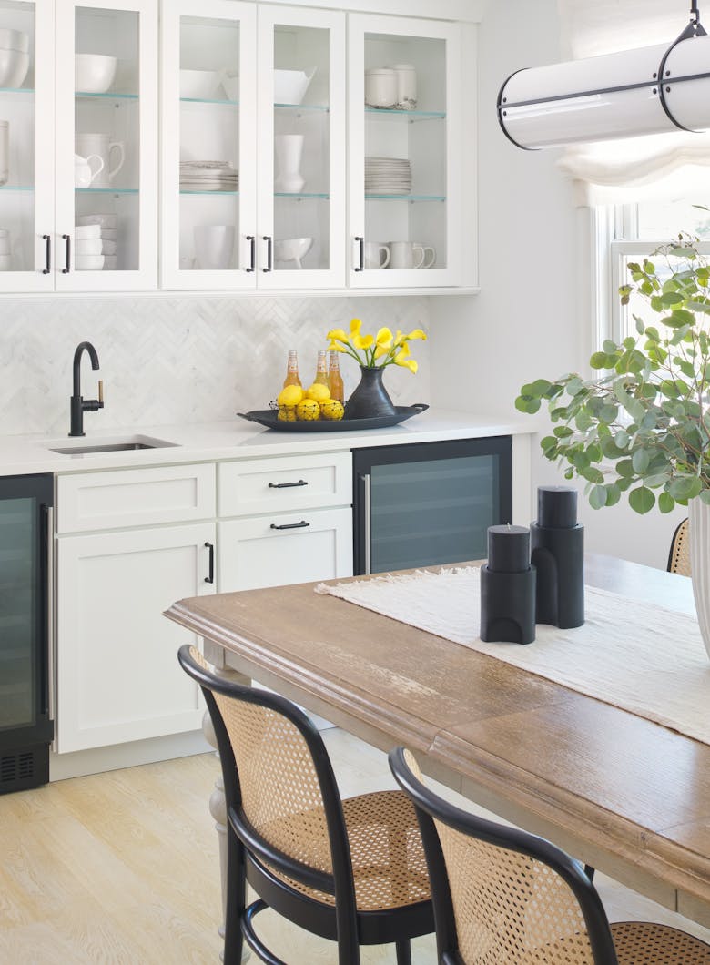 Tina-Ramchandani-Interior-Design-Millington-Bar-and-Kitchen-Table