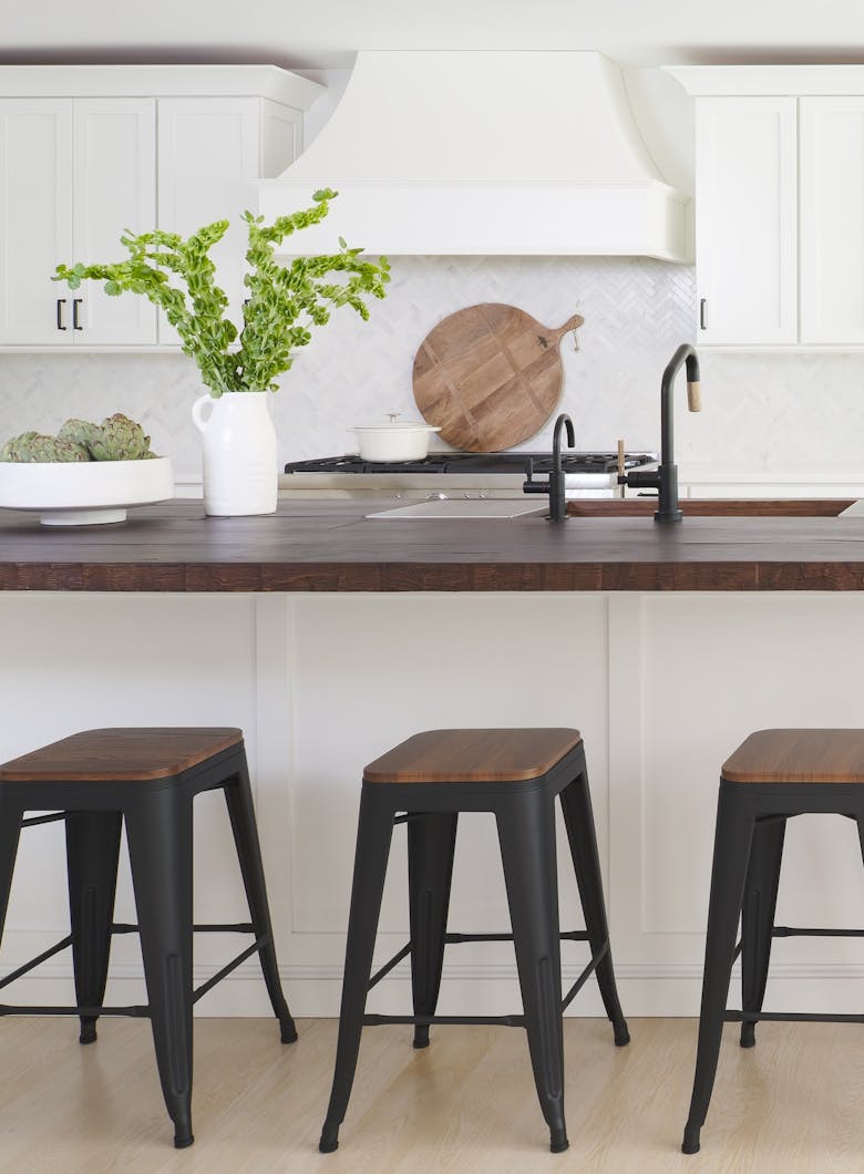 Tina-Ramchandani-Interior-Design-Millington-Kitchen-Island