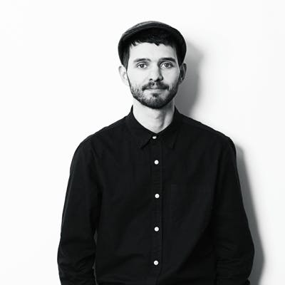 Tjarnargatan - Róbert Magnússon