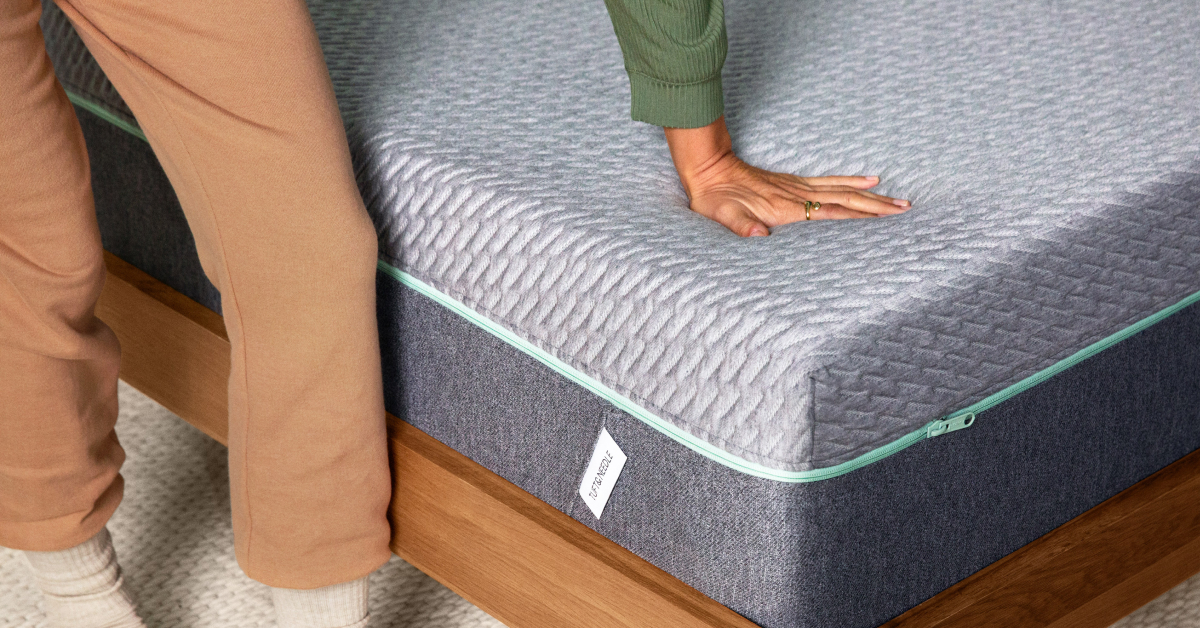 100 Night Trial Antimicrobial Protection Powered by HEIQ CertiPUR-US Tuft & Needle Mint King Mattress Extra Cooling Adaptive Foam with Ceramic Gel Beads and Edge Support