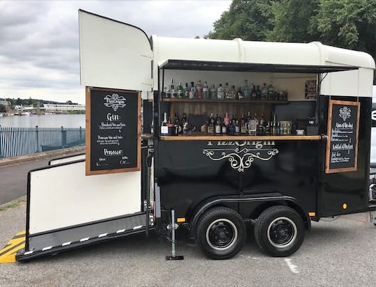horsebox bar