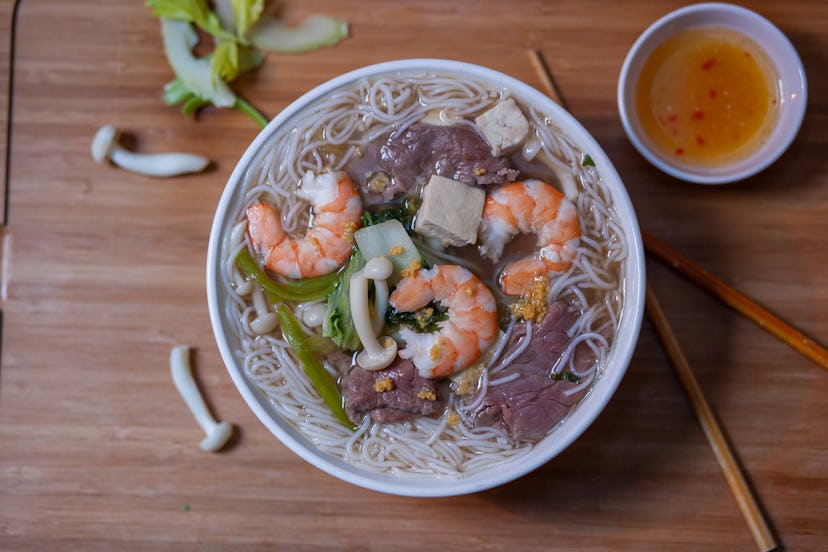 Vietnamese prawn pho