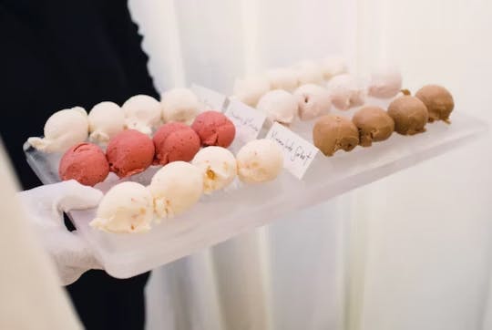 macarons in different colours