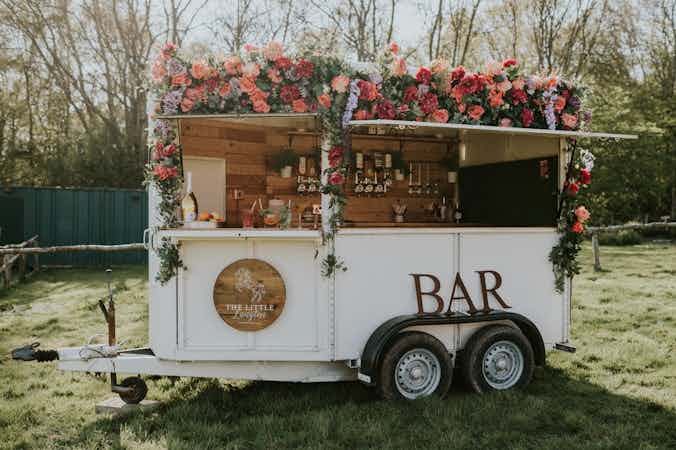 Hire a wedding gin bar
