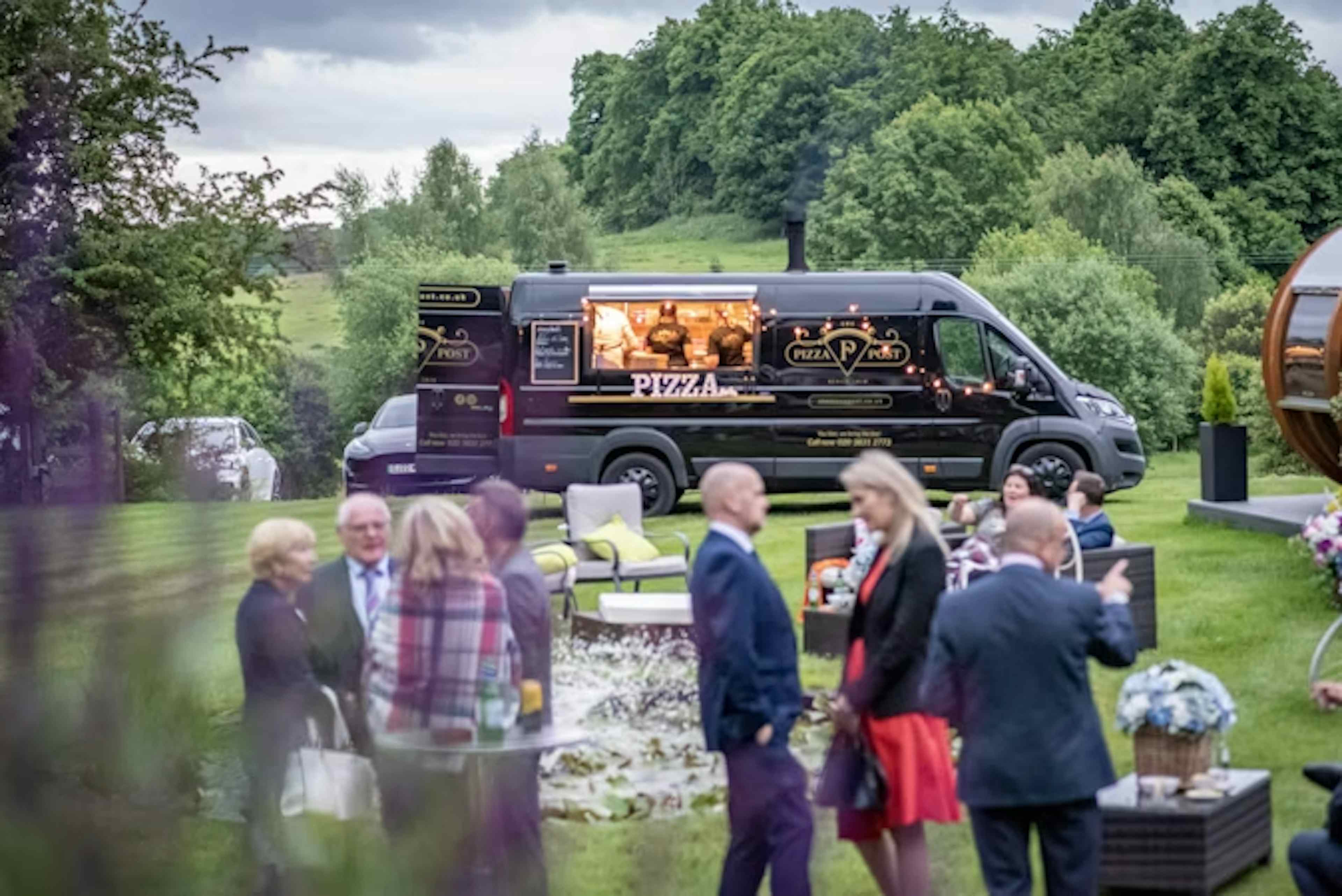 pizza_food_truck_wedding