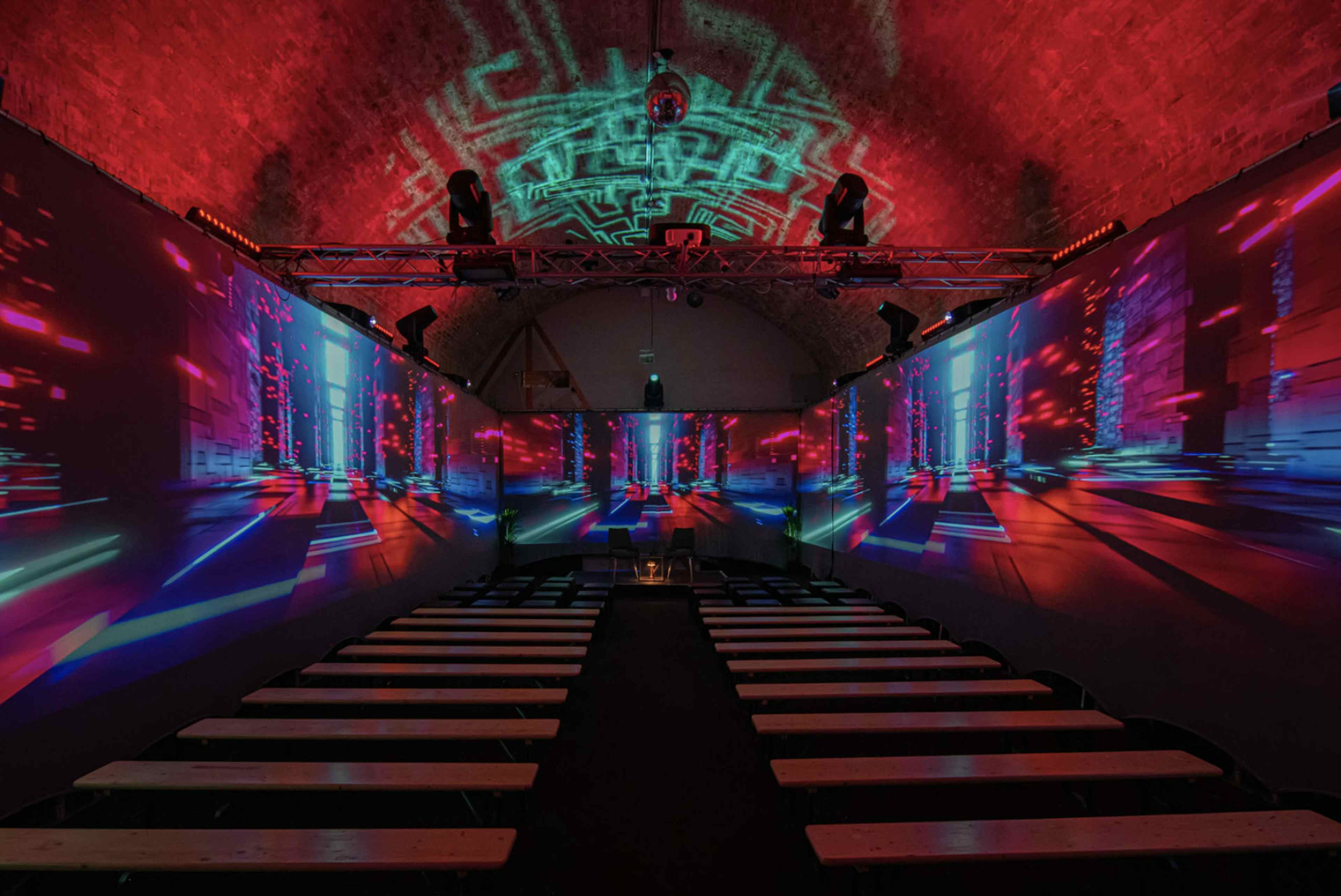 Light show at Aures London, a railway arch venue